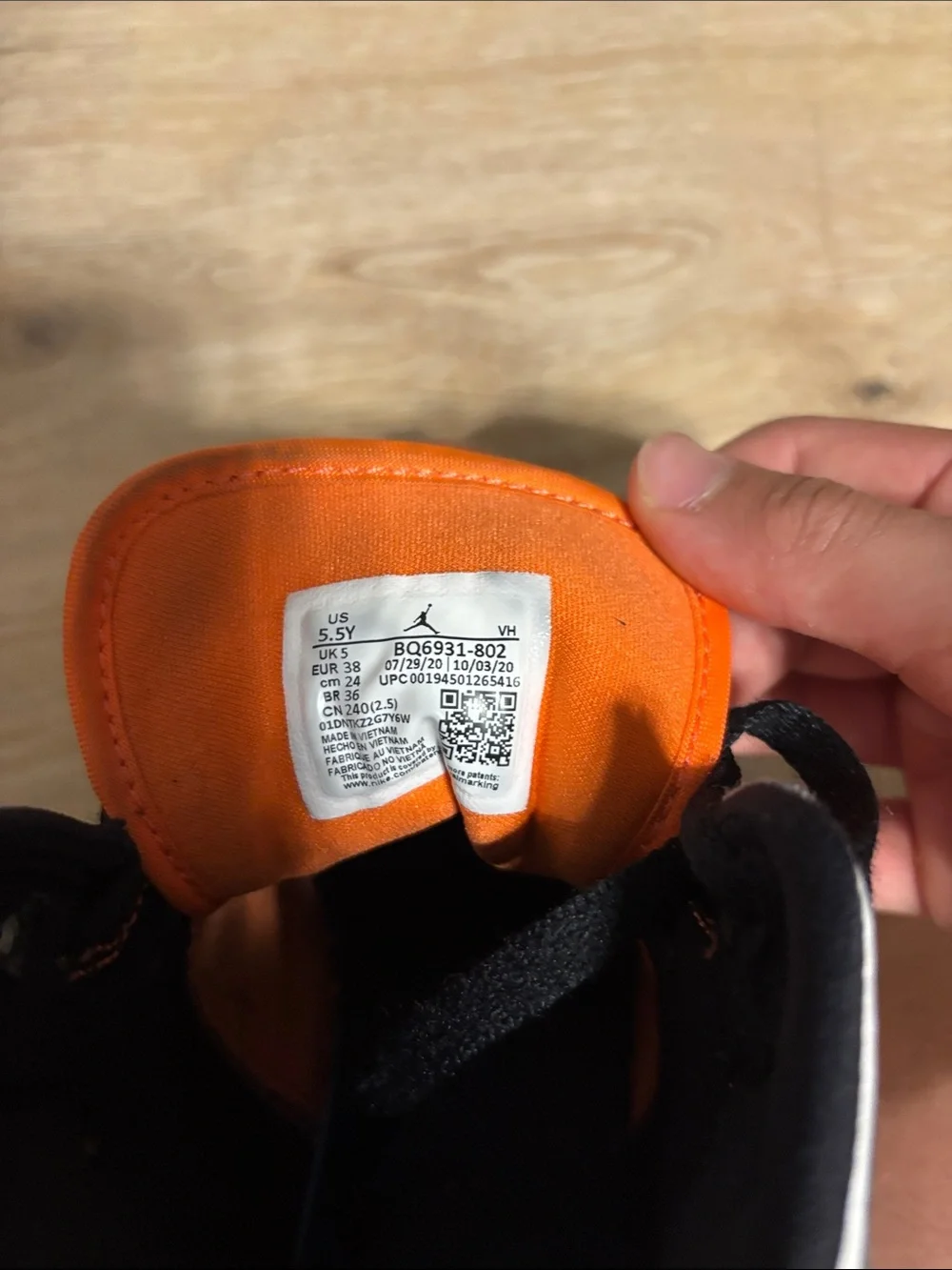 Air Jordan 1 Mid “Turf Orange”